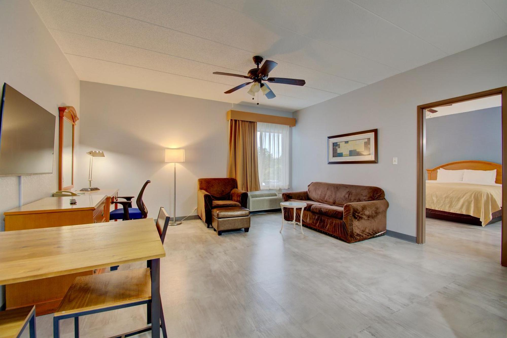 Quality Inn & Suites Cvg Airport Erlanger Dış mekan fotoğraf
