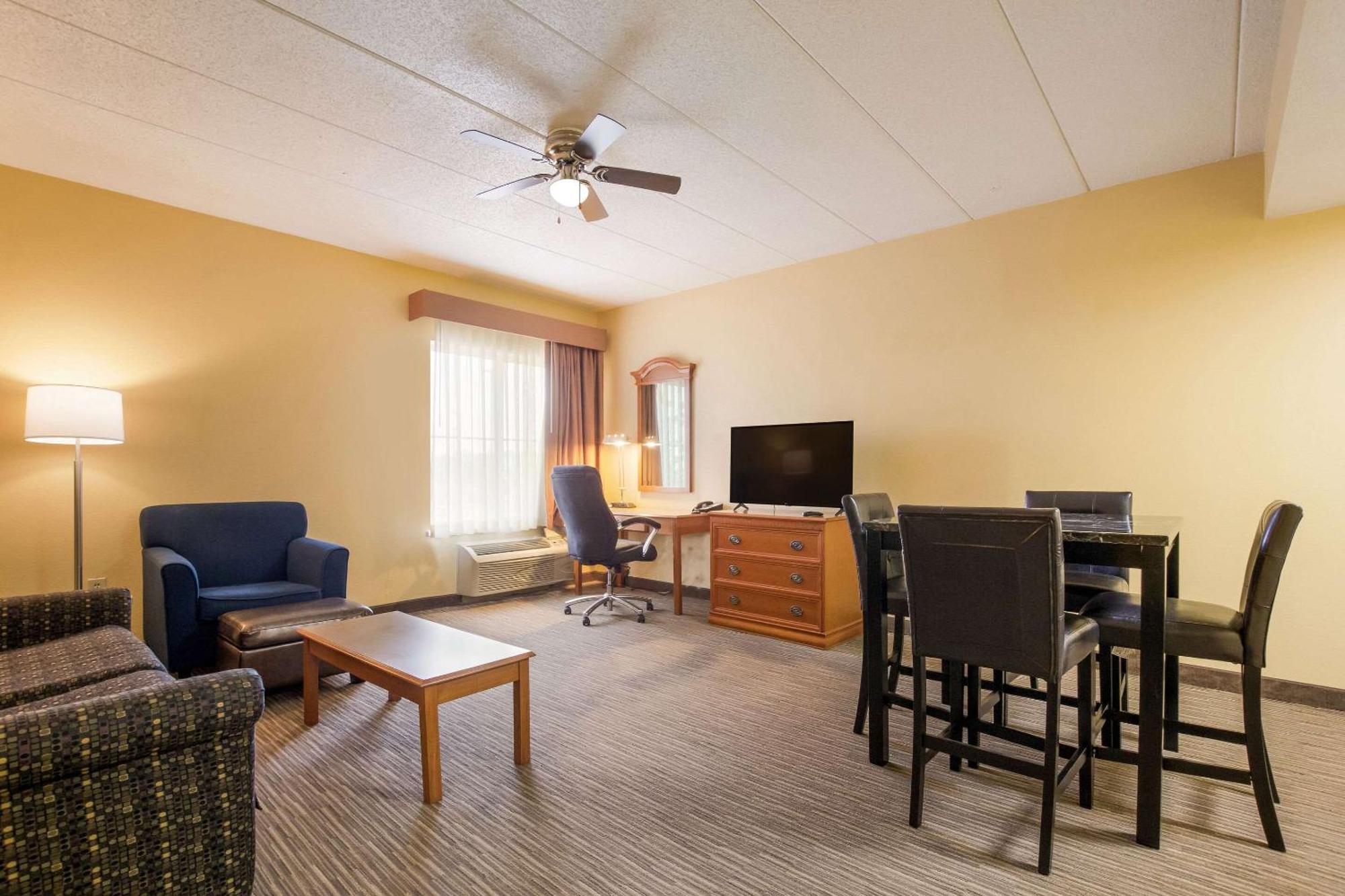 Quality Inn & Suites Cvg Airport Erlanger Dış mekan fotoğraf