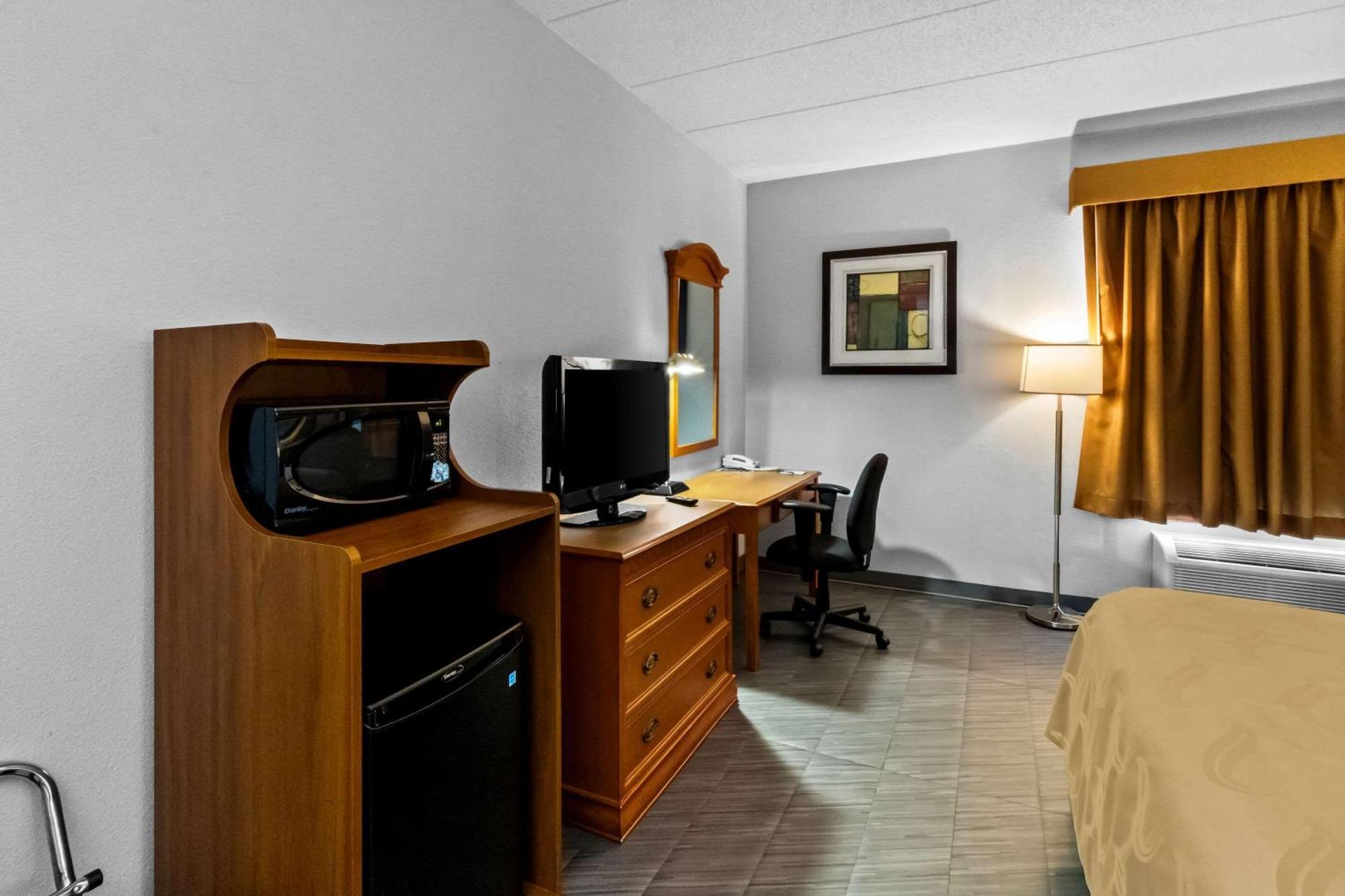 Quality Inn & Suites Cvg Airport Erlanger Dış mekan fotoğraf